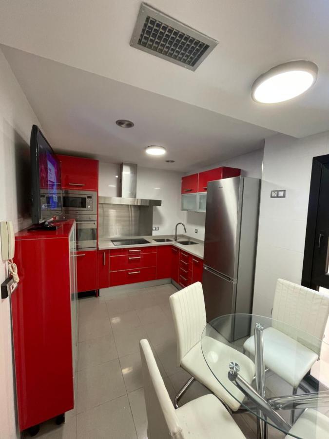 Moderno Apartamento Con Plaza De Garaje En Pleno Centro De Алмерия Екстериор снимка