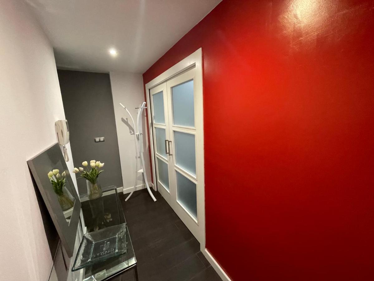 Moderno Apartamento Con Plaza De Garaje En Pleno Centro De Алмерия Екстериор снимка